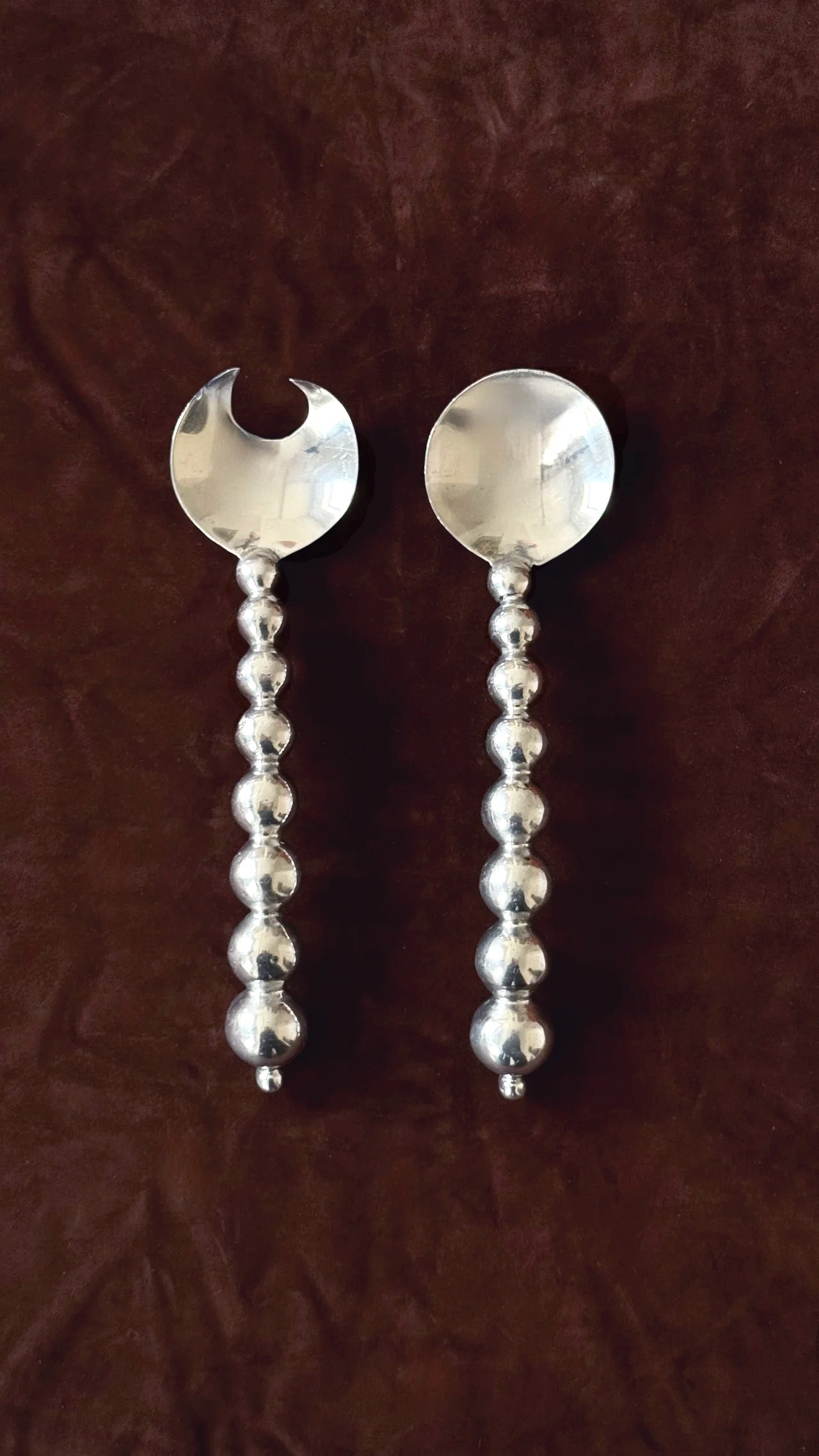 String of Pearls Serving Set